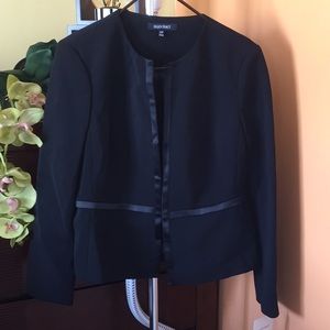 ELLEN TRACY. Blazer.